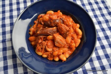 Fasole cu ciolan afumat, rețeta națională