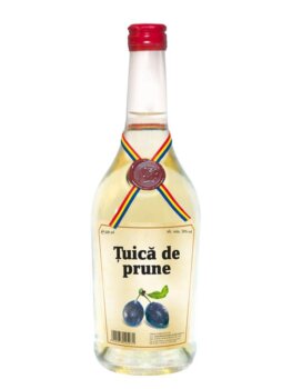 Descoperire surprinzătoare! Țuica de prune protejează inima