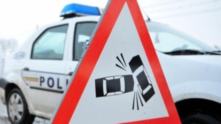 Tragedie în Mureș! Șofer mort pe loc după impactul cu un autocamion, pasagera grav rănită!