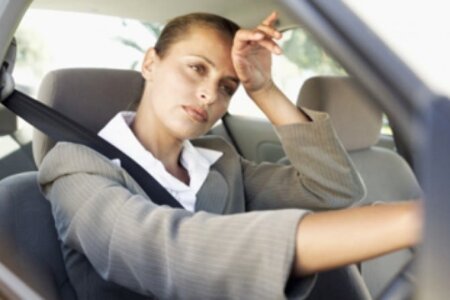 Dacă țineți la sănătatea voastră, nu porniți aerul condiționat odată cu motorul mașinii!