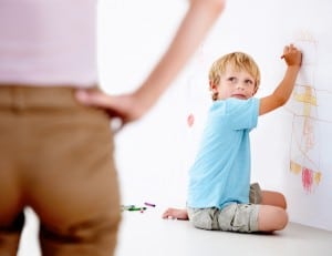 6 greșeli de disciplină. Copiii sunt oglinda reacțiilor noastre, potrivite sau nu