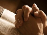 Rugăciunea de seara care iți aduce liniște și odihna. Mesaj către îngerul pazitor