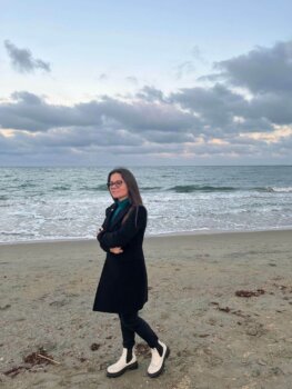 Giorgiana Radu-Avramescu: În loc de „Bună seara”. Colind nereușit
