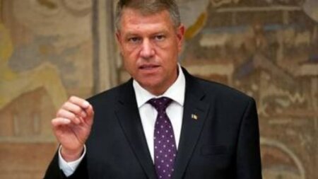 Klaus Iohannis, cu ocazia Zilei Imnului Național: „Să rămânem uniți și solidari în spiritul dragostei față de țară și al aspirațiilor noastre de națiune puternică…”