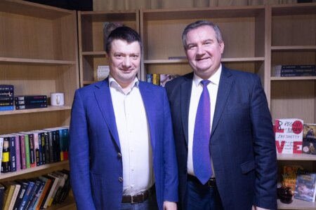 AVANGARDA, CU IONUȚ VULPESCU. INVITAT, PREȘEDINTELE CNSAS, PROF. CONSTANTIN BUCHET