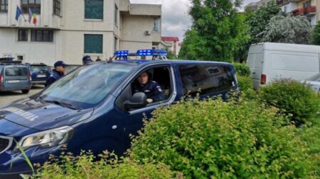 ”Curățenie” făcută de jandarmi în fața liderului Dragnea. Unii protestatari au fost săltați înainte