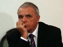 Nicolae Manolescu: Cărţi cu pedeapsă redusă