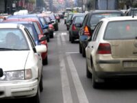 Mașinile ar putea refuza să mai accelereze peste limita de viteză: „Românul nu va suporta ca mașina lui să meargă doar cu 30km/h la indicator de 30”