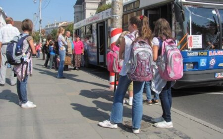 Veste excepțională pentru elevi: Plata pentru navetă ar putea fi suportată integral de stat