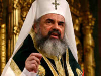 Secretul succesului la examene, transmis de Patriarhul Daniel: „Timpul dedicat studiului trebuie unit cu rugăciunea şi cu păstrarea unei bune speranţe”