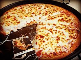 Cum facem cea mai bună pizza de casă! Reţeta recomandată de sibianul de la Masterchef