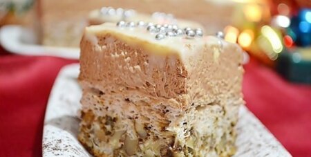 PRĂJITURA „REGINA MARIA”: REȚETĂ VECHE DIN CAIETELE STRĂBUNICELOR