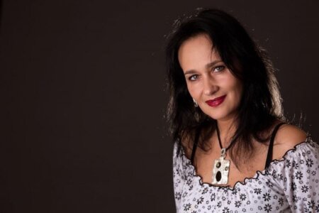 Psiholog: ”Avem nevoie de un învățământ care construiește OAMENI, nu roboți pentru stocare de date”