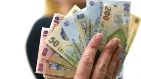 Salariile bugetarilor, de la președinte la primari și funcționari, majorate din august. Vezi noua grilă