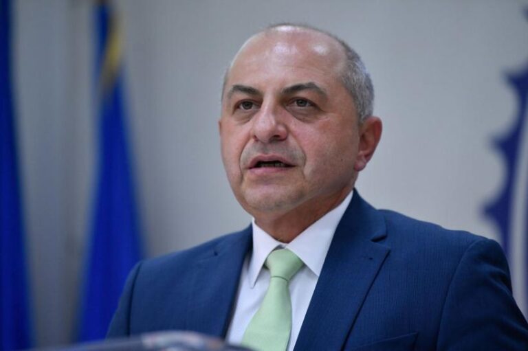 Deputatul USR Emanuel Ungureanu a depus denunț la DNA și sesizare la ANI pe numele…