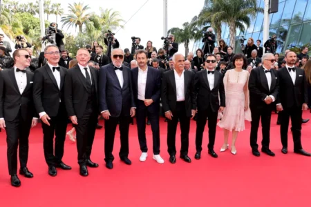 Echipa filmului Nasty, în frunte cu Ilie Năstase și Ion Țiriac, a strălucit pe covorul roșu de la Cannes