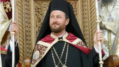 Fostul episcop al Huşilor, condamnat la închisoare pentru viol, a fost ridicat de poliţişti de la Mănăstirea Văratec