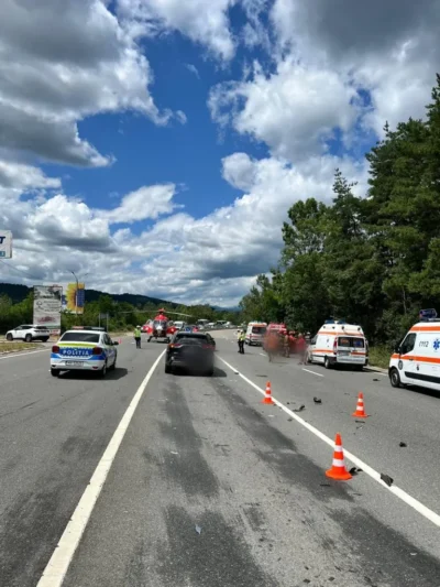 Accident grav pe DN1! Patru persoane implicate, elicopter SMURD solicitat de urgență! 3 acc1