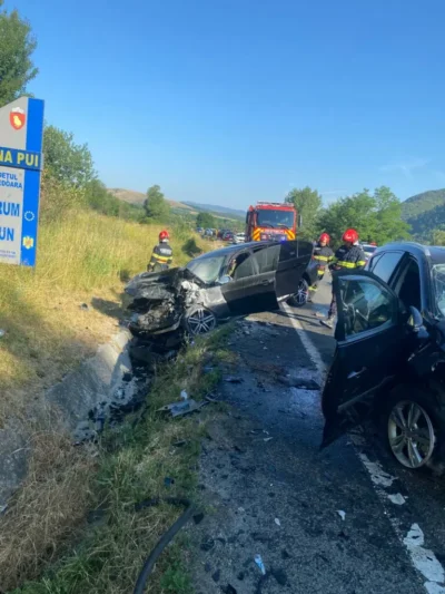 Accident grav în Hunedoara! Trei persoane rănite, unul transportat cu elicopterul SMURD!