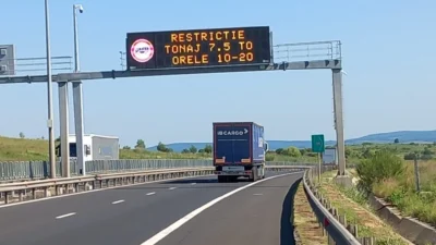 Alertă de caniculă! Circulația interzisă pentru camioanele mari în 16 județe până diseară!