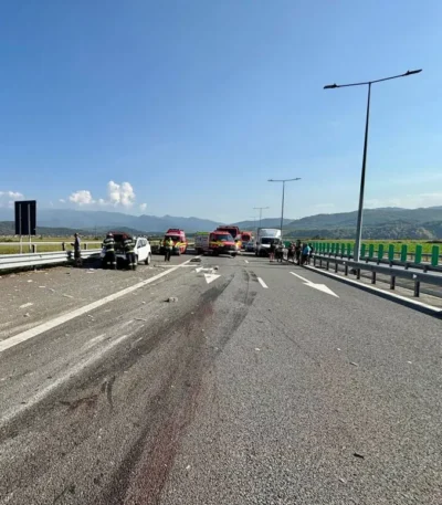 Tragedie pe A1! Trei muncitori de la drumuri spulberați de un autocamion la Boița!