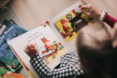 Idei de cărți ce nu trebuie să lipsească din biblioteca celor mici 6 Idei de carti ce nu trebuie sa lipseasca din biblioteca celor mici