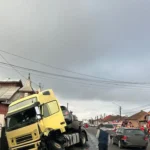 Scene de groază pe DN 17! Ce au găsit salvatorii în mașina făcută praf este șocant. 13 acc 52