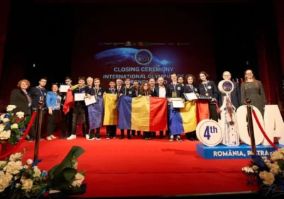elevi romanai