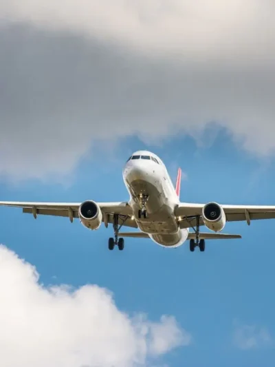 Alertă pe Otopeni! Avion cu 186 de oameni la bord, întors de urgență din zbor