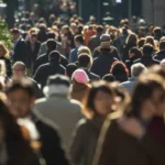 Câți români vor mai fi în țară peste câteva decenii: Numărul locuitorilor va scădea dramatic până în 2080