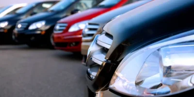 Ai mai multe mașini pe numele tău? Uite ce riști și ce spune legea