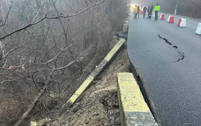 Alertă la Câmpina: șosea surpată, tronsonul a fost închis de urgență