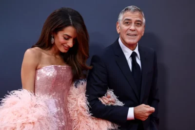 George Clooney își ia pașaportul francez și lovește din nou în Trump