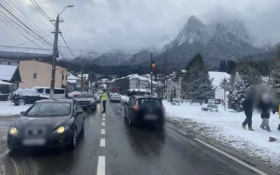 Valea Prahovei, blocată complet! Kilometri de maşini pe DN1