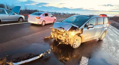 Nu au mai ajuns la București: Ce au pățit doi bărbați după un „impact violent” pe A1