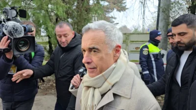 Călin Georgescu pleacă din țară: „Patriotismul s-a terminat odată cu controlul judiciar”
