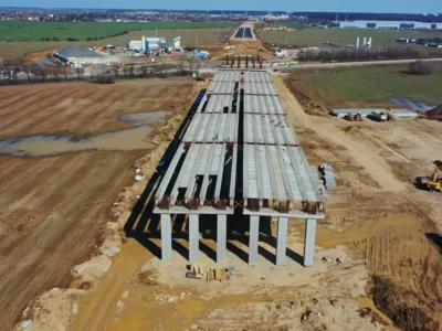 Ultimii 17 km ai Autostrăzii București, în pericol: constructorul are datorii de 600 de milioane de lei