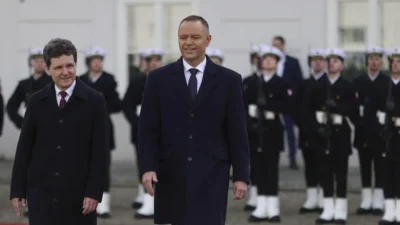 Decizia prin care „se depărtează Nicușor Dan de Macron”: Ce a hotărât despre scutul nuclear european propus de Franța