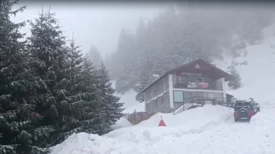 Zăpada a închis Transfăgărășanul! Acces interzis de la kilometrul 104