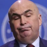 Val de critici dupa tăierea ajutoarelor pentru persoanele cu handicap. Cum se apără Ilie Bolojan