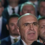 Bolojan în fața unei misiuni dificile: guvern minoritar după ruptura cu PSD