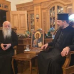 Declarație emoționantă a starețului Mănăstirii Xenofont: Sarutand sfintele moaste, ne inchinam Mantuitorului Hristos prin intermediul sfintilor, înainte de sosirea Capului Sfântului Gheorghe la Pantocrator