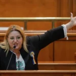 Diana Iovanovici-Șoșoacă: „V-au închis gura, v-au furat dreptul la cuvânt și v-au transformat țara într-o temniță a foamei”