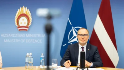 Demisie de urgență în Letonia după incidentul cu drone ucrainene: presiune uriașă pe NATO pentru întărirea apărării în regiunea baltică.