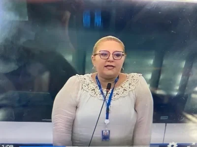 Diana Iovanovici-Șoșoacă, la Bruxelles: „Jandarmii înarmați de Uniunea Europeană, au bătut și au gazat ciobanii și populația română care manifesta pașnic”